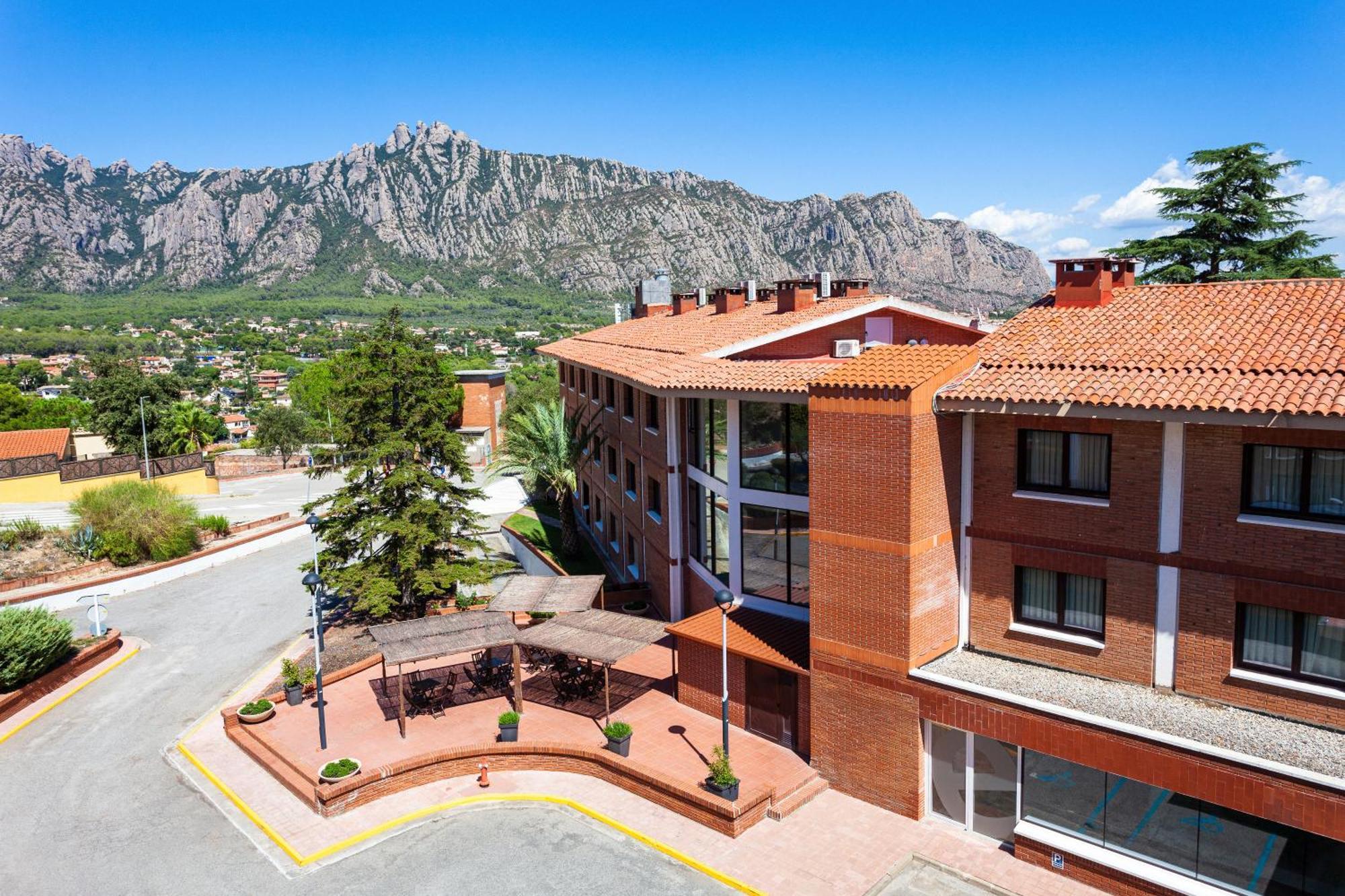 Checkin Montserrat Collbató Buitenkant foto